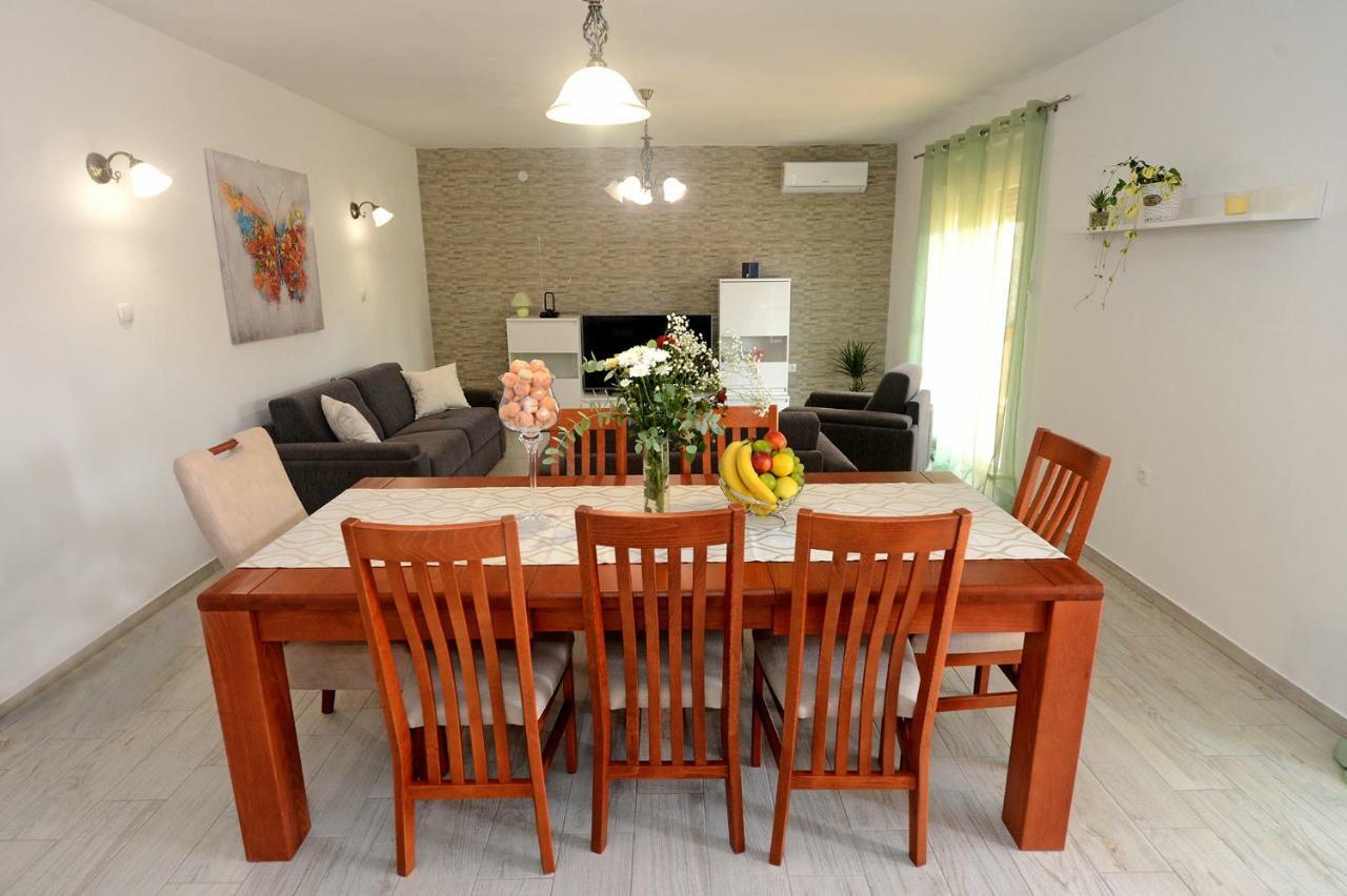 Apartman Adriana Zadar Exterior foto